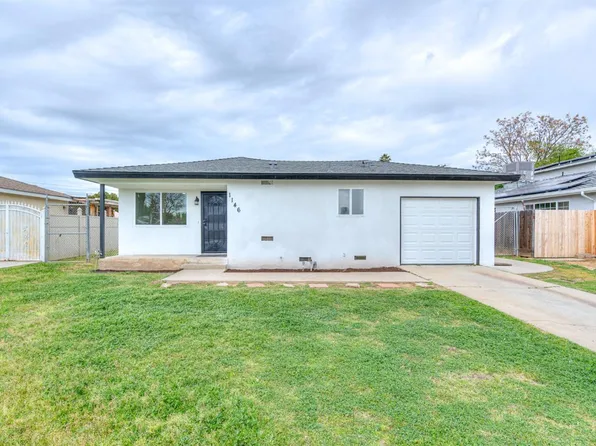 1146 W Spruce Ave, Pinedale, CA 93650