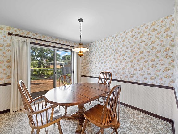 5th image of 2531 William Ave