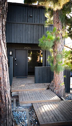 2428 Beverly Ave #A Photo 1