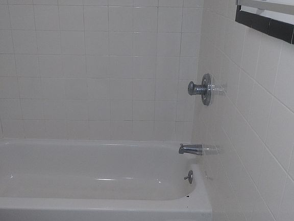 3rd image of 2223 Wallace Ave APT 1