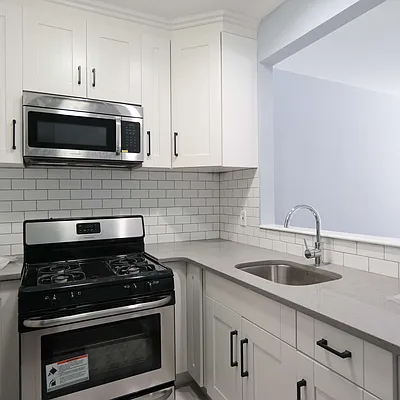 Rented by Nooklyn NYC LLC | media 30