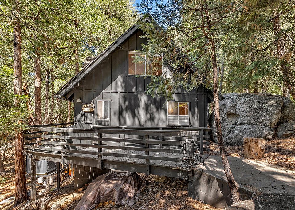 1st image of 53370 Rising Glen Rd