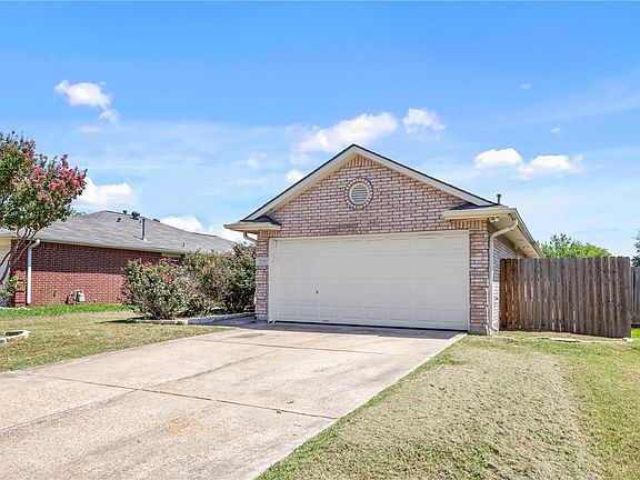 2nd image of 3739 Marielene Cir