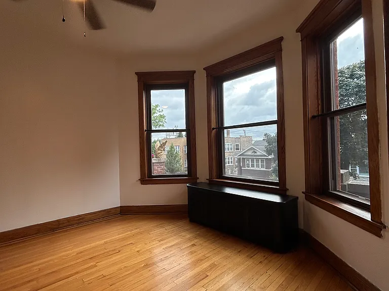 2113 N Springfield Ave #2 — Photo 8