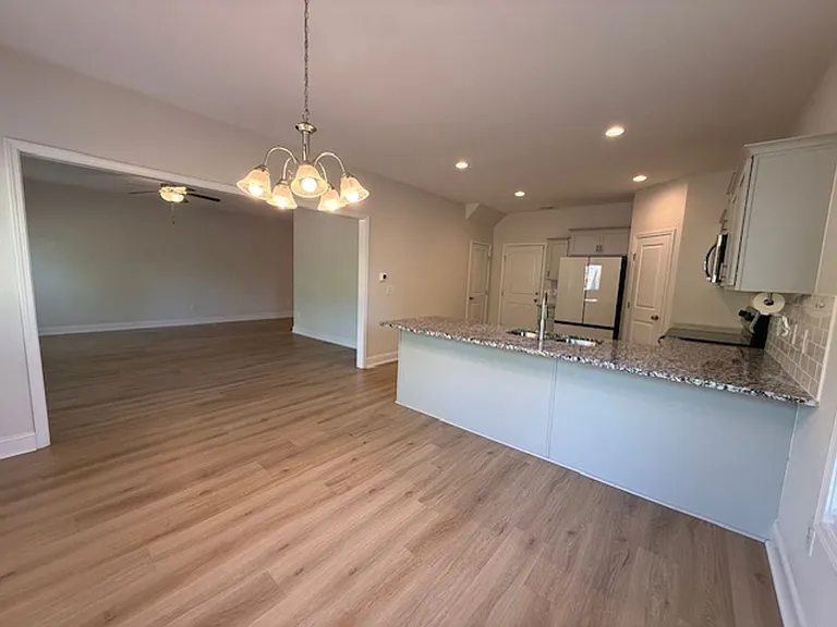 400 Bulrush Ct — Photo 11