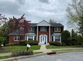 1 Henry Close, Warwick, NY 10990