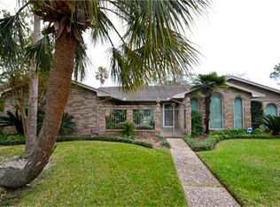 2707 Williamsburg Dr, Pasadena, TX 77502