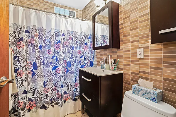 Rented by Crifasi Real Estate | media 11