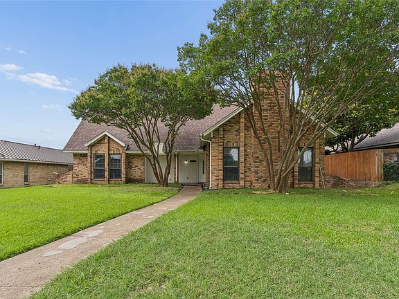 3rd image of 1503 Springtree Cir