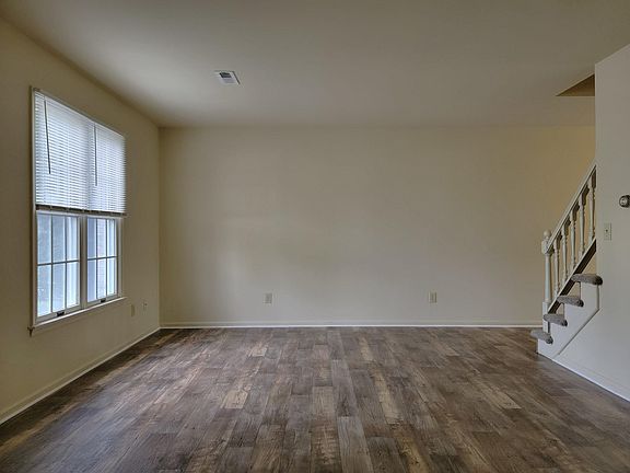3rd image of 112 S Court St