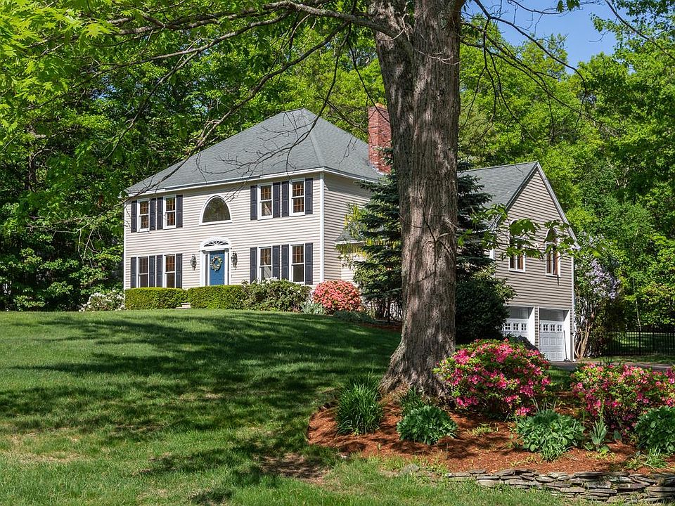 1st image of 7 Mallard Ln