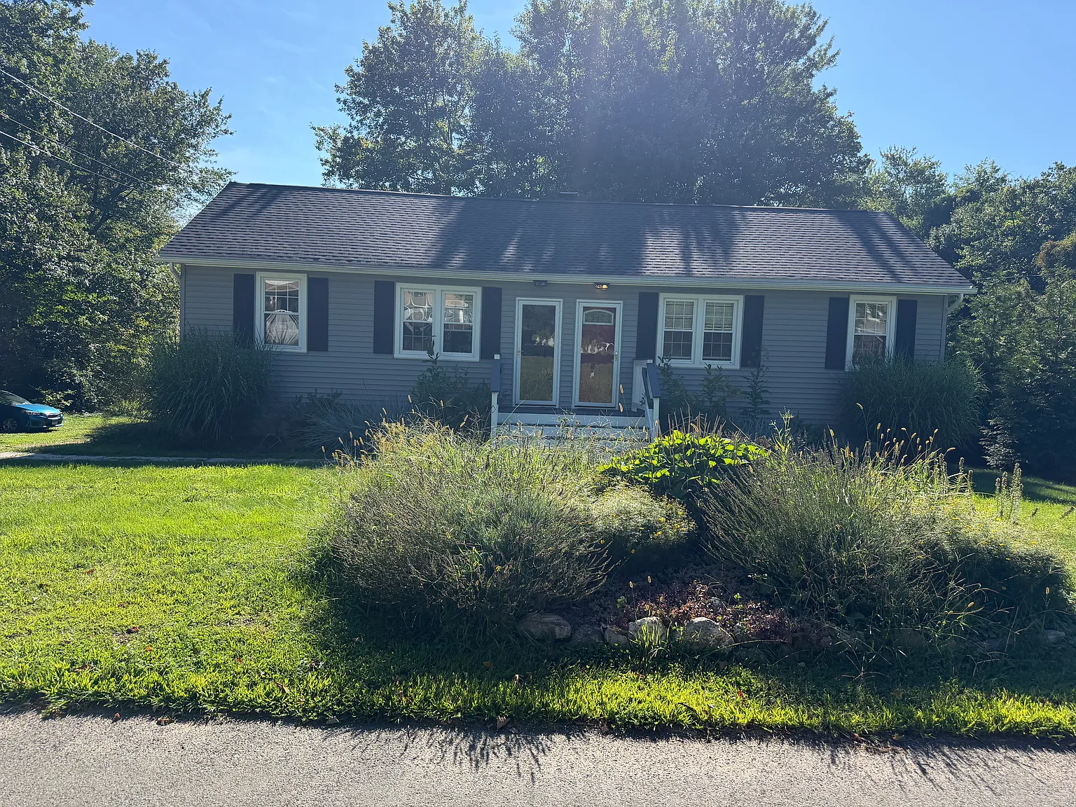 2 bed, 750 sqft, $2,200 — Photo 1