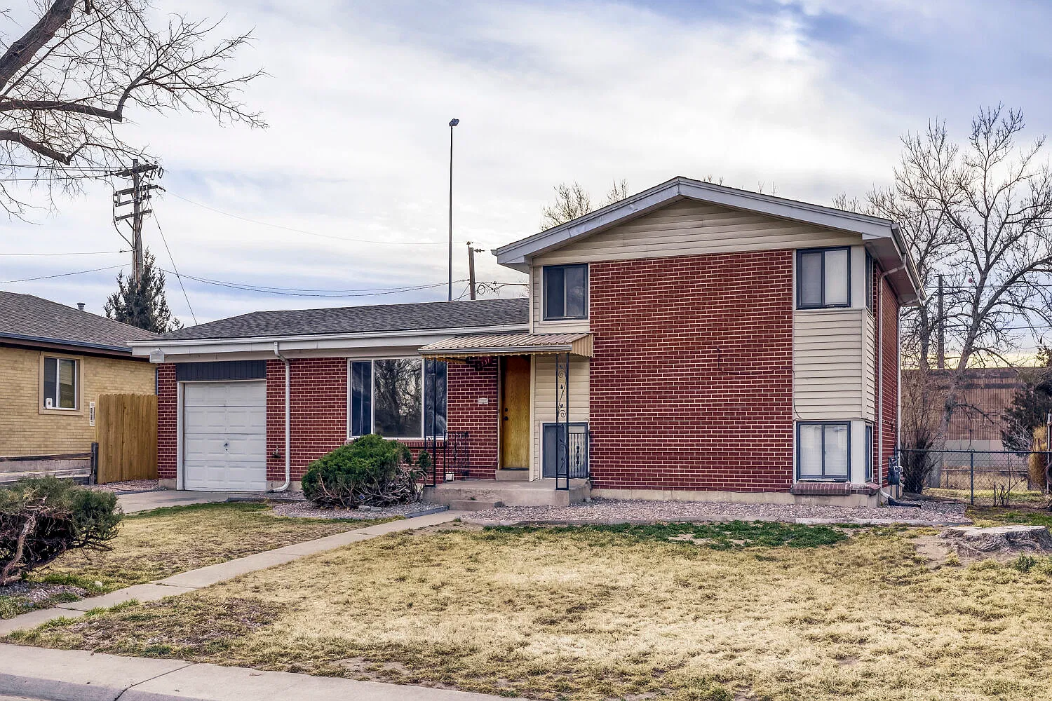 4 bed, 1570 sqft, $2,495 — Photo 1