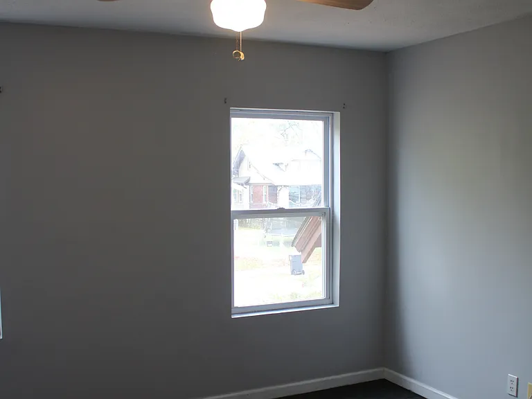 5632 Highland Ave — Photo 17