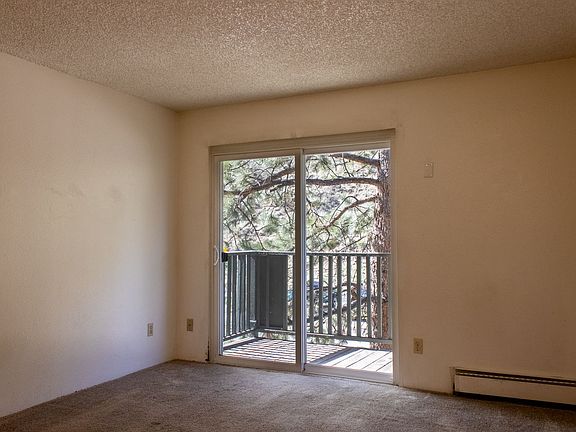 5th image of 3201 Riverside Dr #202