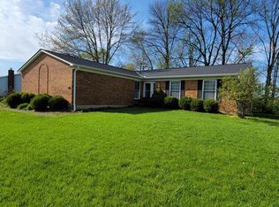 3288 Braewood Dr, Cincinnati, OH 45241