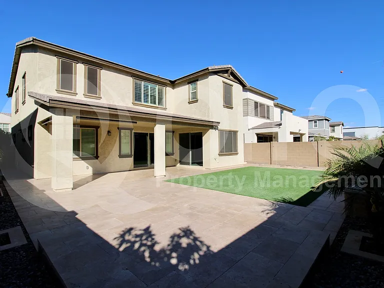 241 E Wisteria Dr — Photo 23