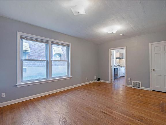 3rd image of 9551 Corregidor Dr