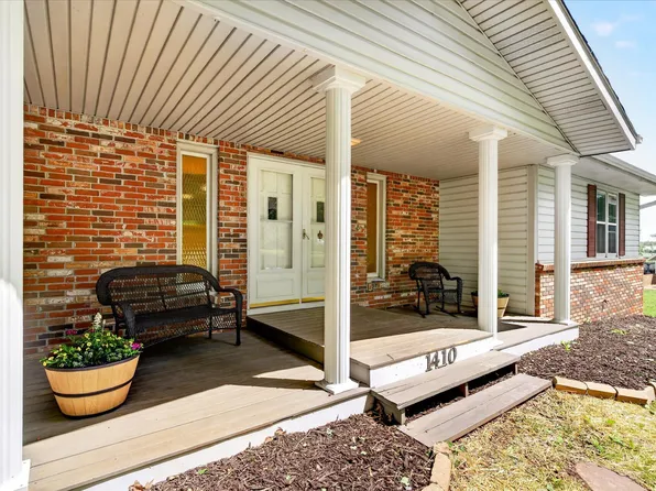 1410 S Briar Avenue, Springfield, MO 65809
