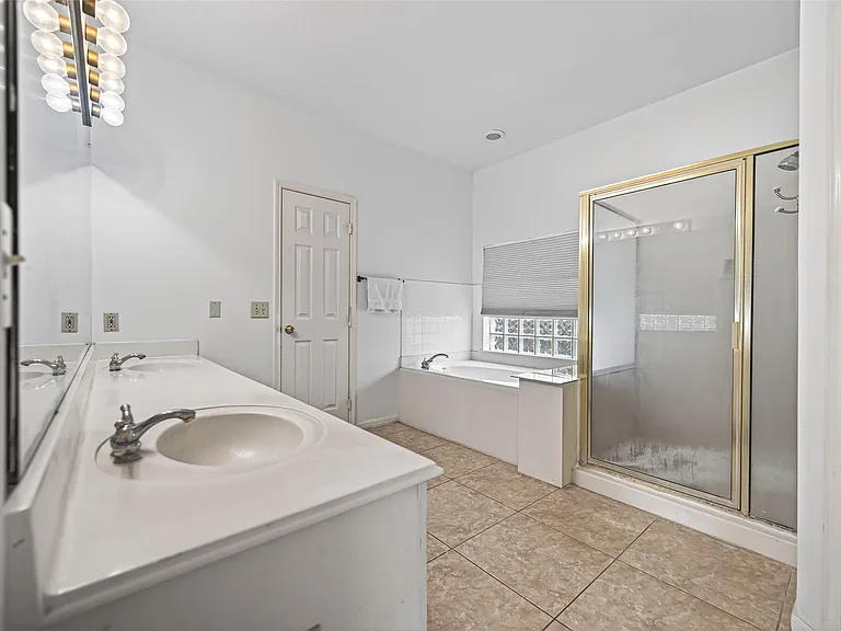 12727 Magnolia Leaf St — Photo 13