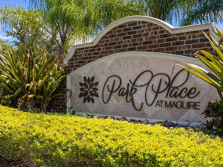 Park Place at Maguire Apartments — Photo 36