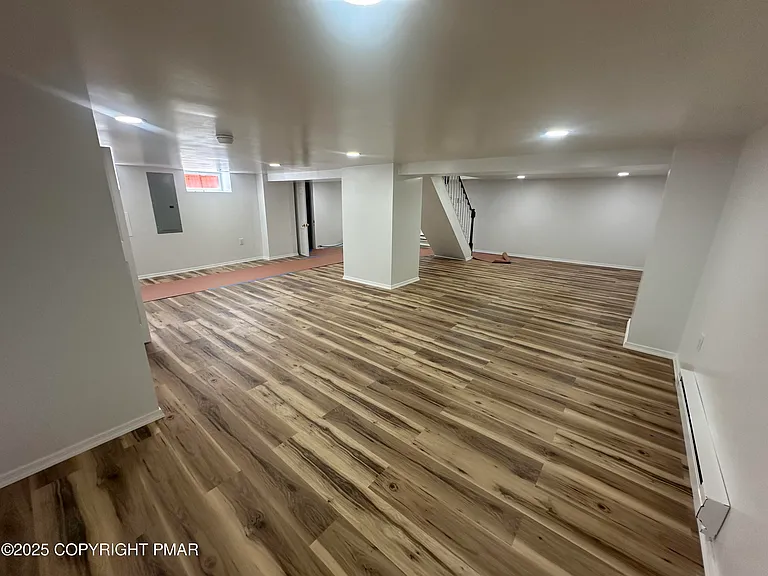 92 Kinney Ave — Photo 19