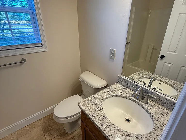 6214 Helen St — Photo 16