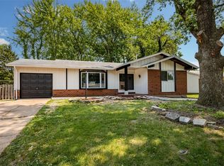 3240 Brookshire Dr, Florissant, MO