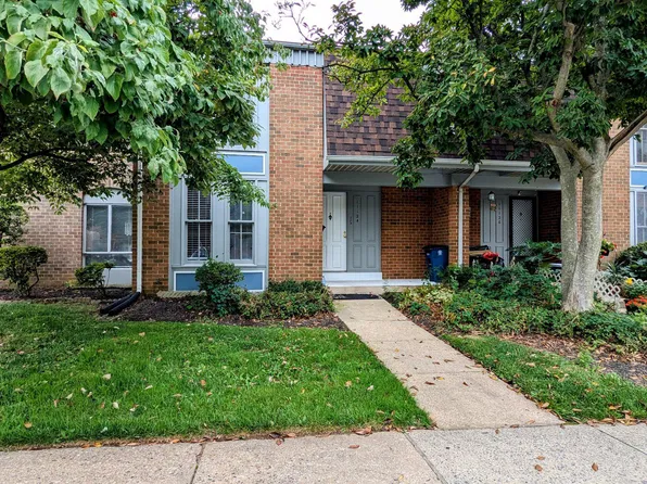 11124 Oak Leaf Dr #89, Silver Spring, MD 20901