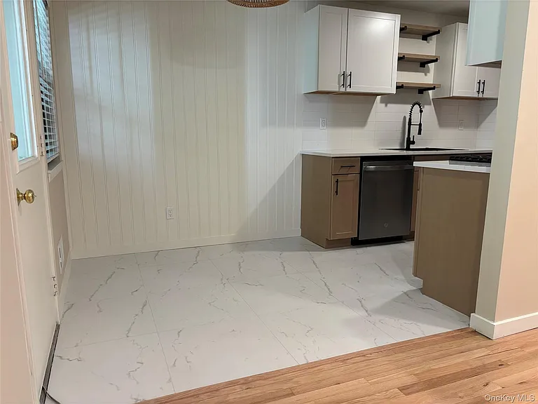 452 Somerset Dr #F — Photo 6