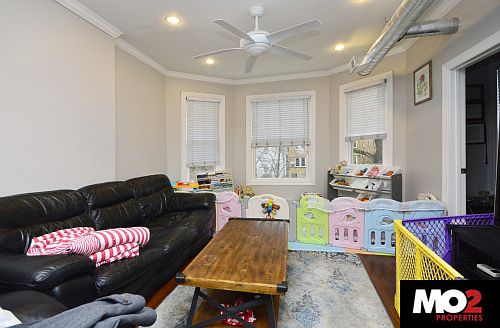 3rd image of 4809 N Paulina St #2