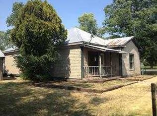 16 Bridge St, Bieber, CA 96009