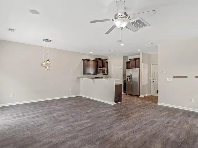 332 Quiet Grove Dr — Photo 11
