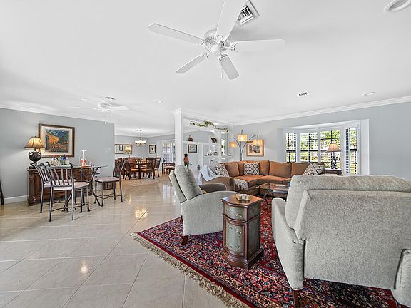 5th image of 4342 SW Bimini Circle N