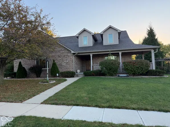 1137 Brookside Ct, Avon, IN 46123