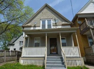 2454 W Clarke St, Milwaukee, WI 53206