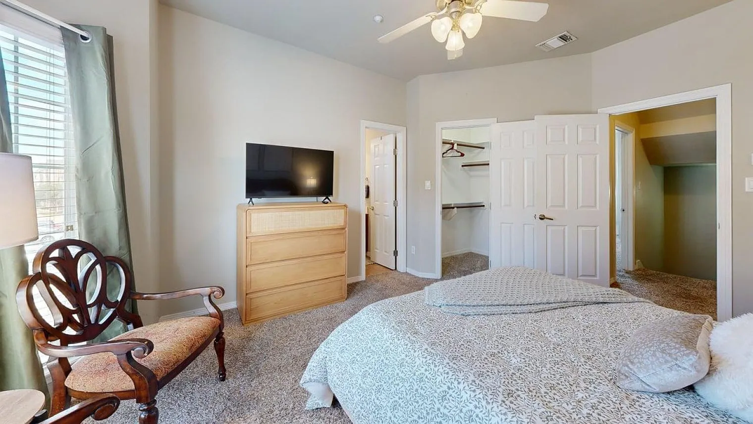 4 bed, 4.0 bath, $6,966 — Photo 4