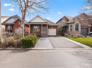 39 McKibbon Ave, Hamilton, ON L0R 1P0