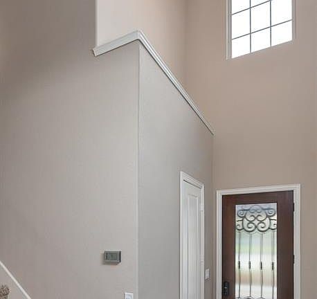 2nd image of 54 Banbury Ct