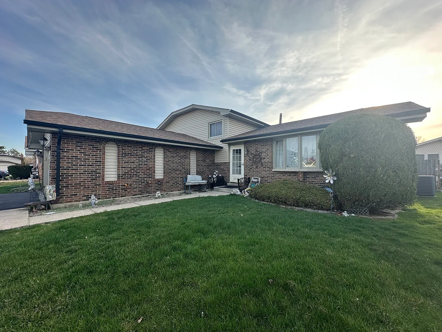 13738 W Ironwood Cir photo 1