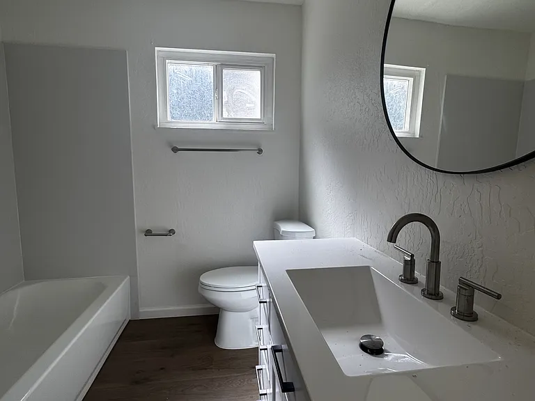 370 Bird St #370 — Photo 3