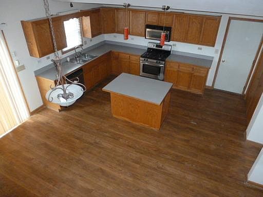 2nd image of 1918 Mystic Dr