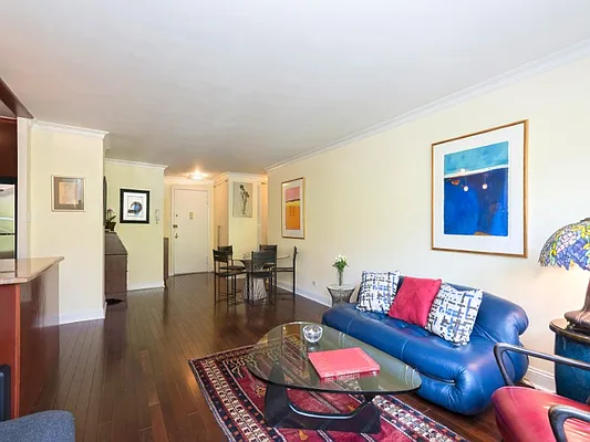 Sold by Sotheby's International Realty | media 2