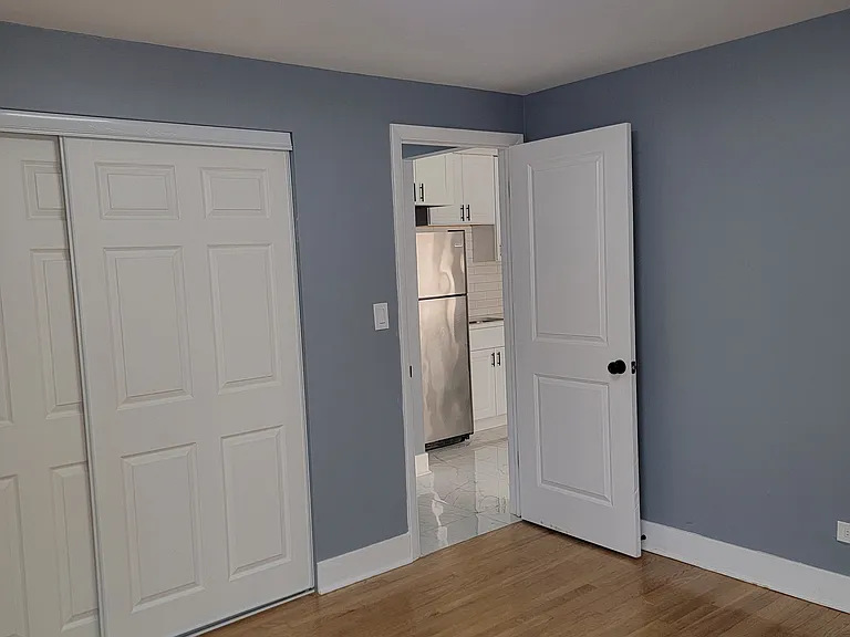 4250 W Lawrence Ave #2W — Photo 9