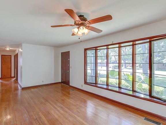 3rd image of 2007 Olympia Pl