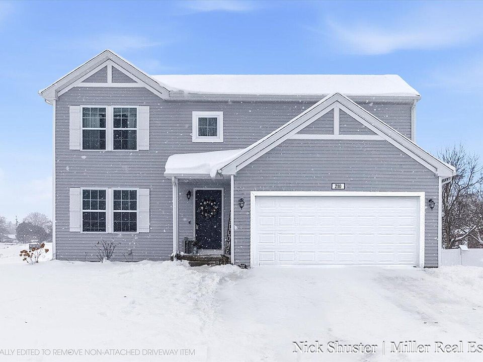 1st image of 210 Thorn Hill Ct
