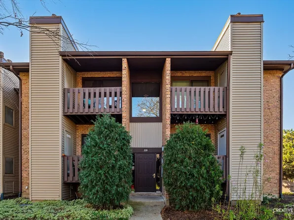 328 Sheridan Dr #42, Willowbrook, IL 60527