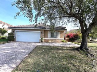 491 NW 188th Ter, Pembroke Pines, FL 33029