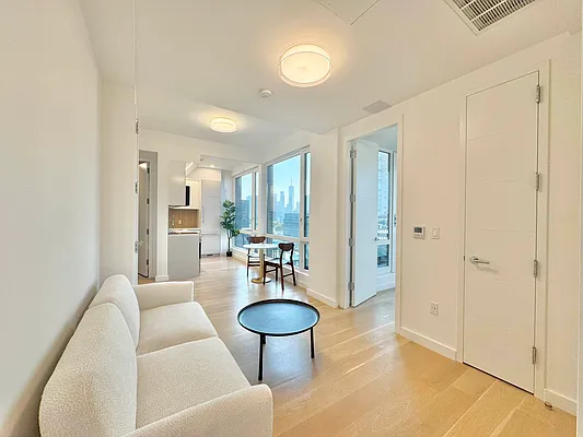 Rented by Doorway NYC, LLC | media 5