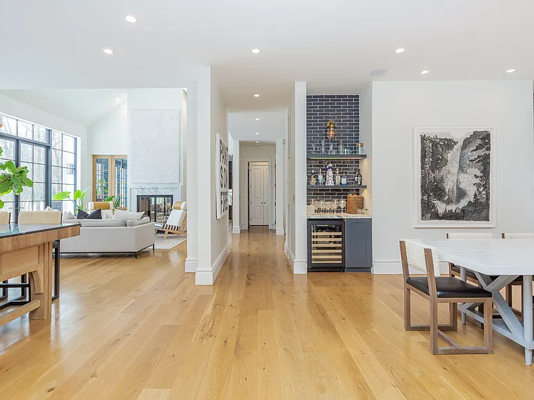 13 Hilltop Ln — Photo 10